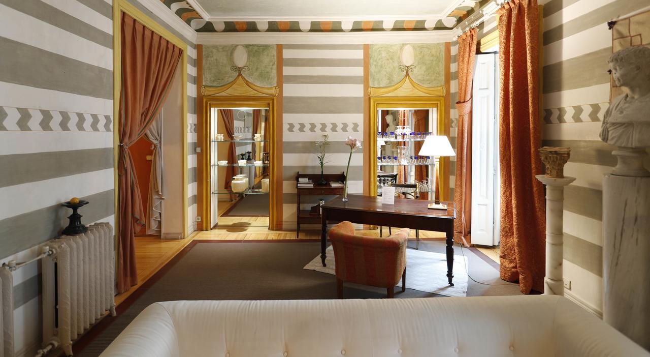 Escala Opera Hotel Madrid Exterior photo